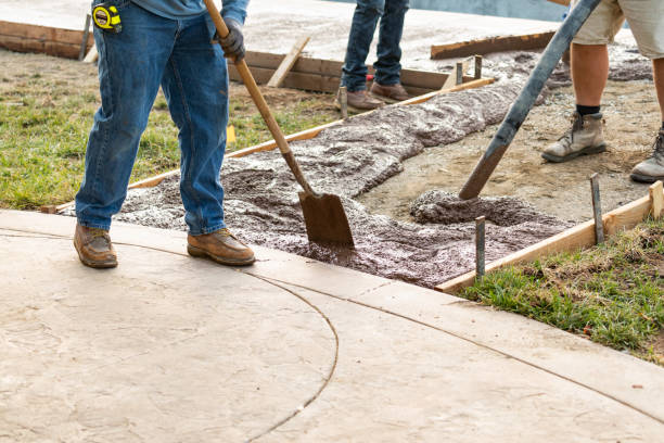 Best Concrete Flooring Contractor  in Roanoke, AL